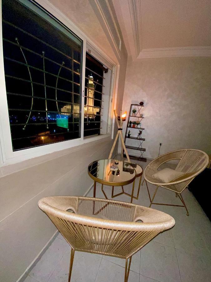 Bel Appartement Avec Une Belle Vue Sur La Grande Mosquee Hassan II Et La Mer Казабланка Екстериор снимка